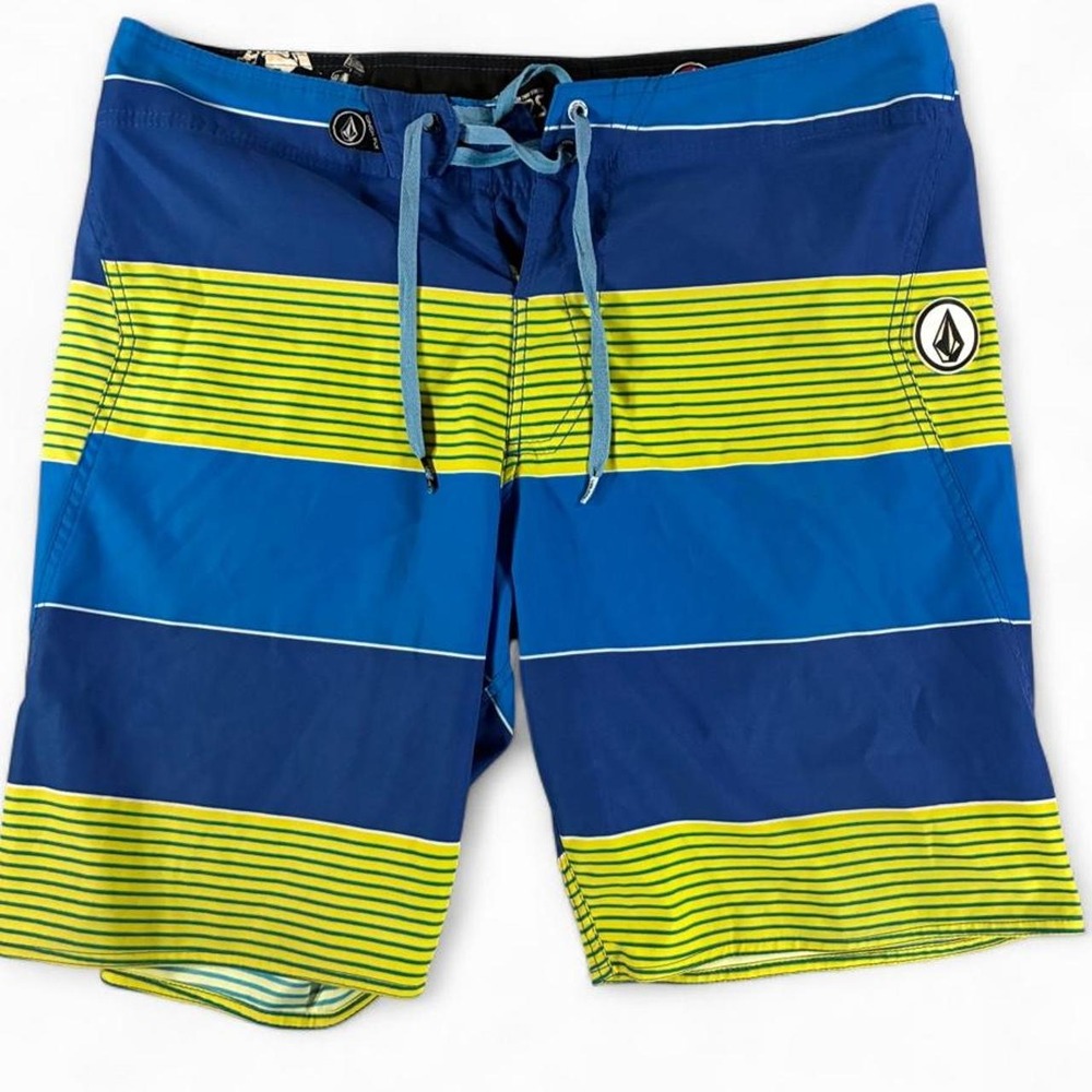 Volcom Board Shorts Mens 30" Blue & Yellow Striped Polyester Board shorts.